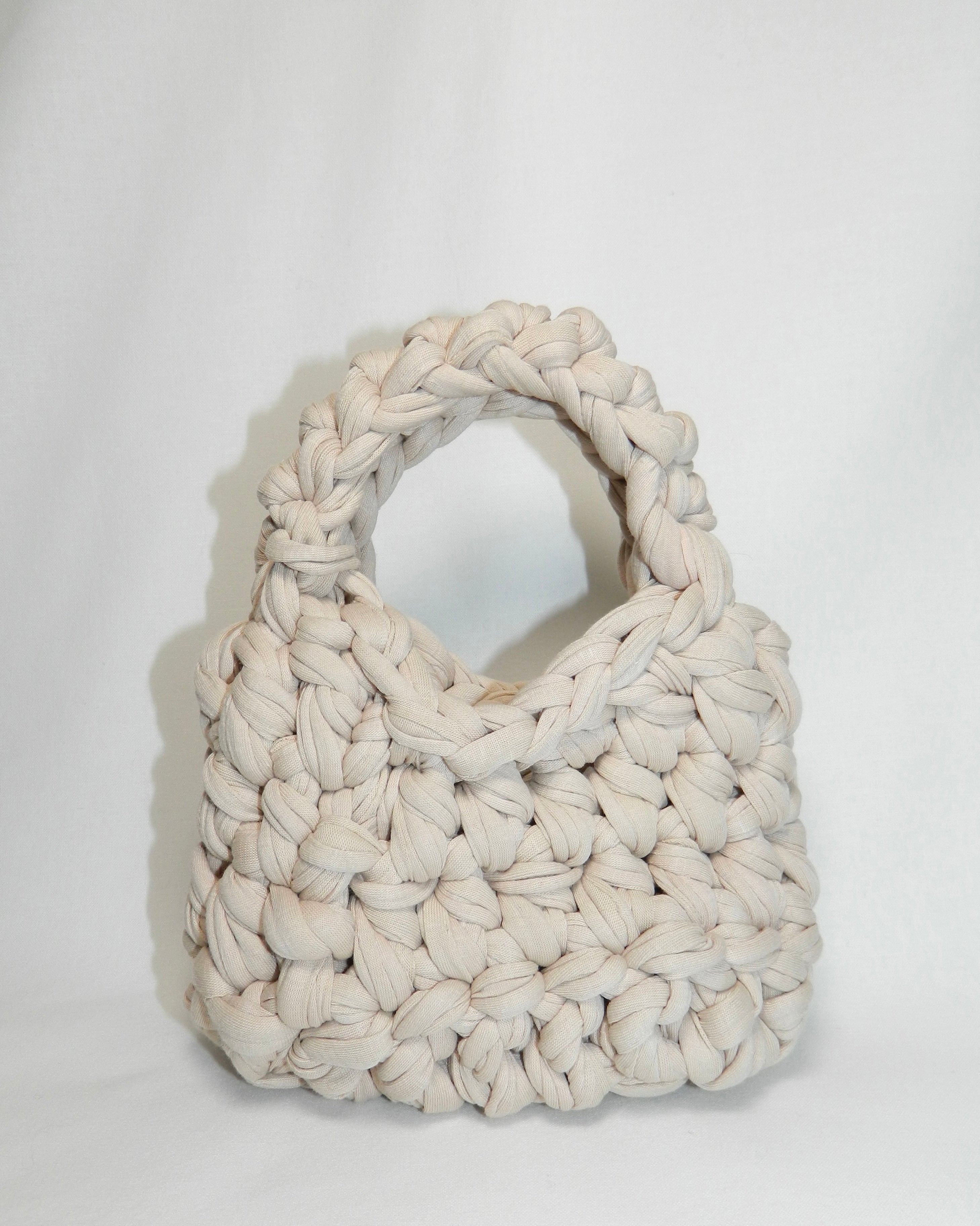 CREME AU BEURRE - THE MINIEST MINI BUTTERCREAM BAG