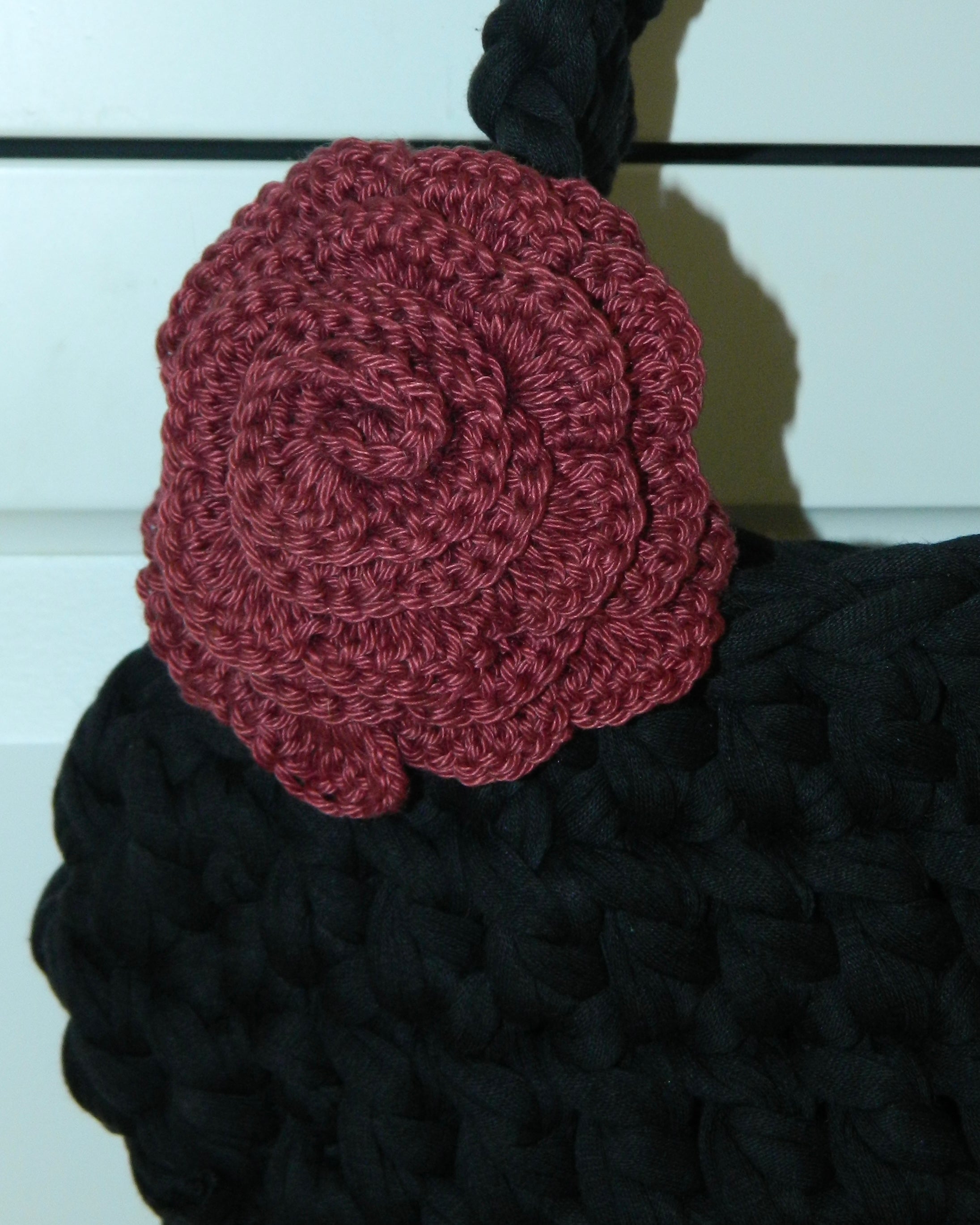 UNA COPA DE SANGRIA SHOULDER BAG