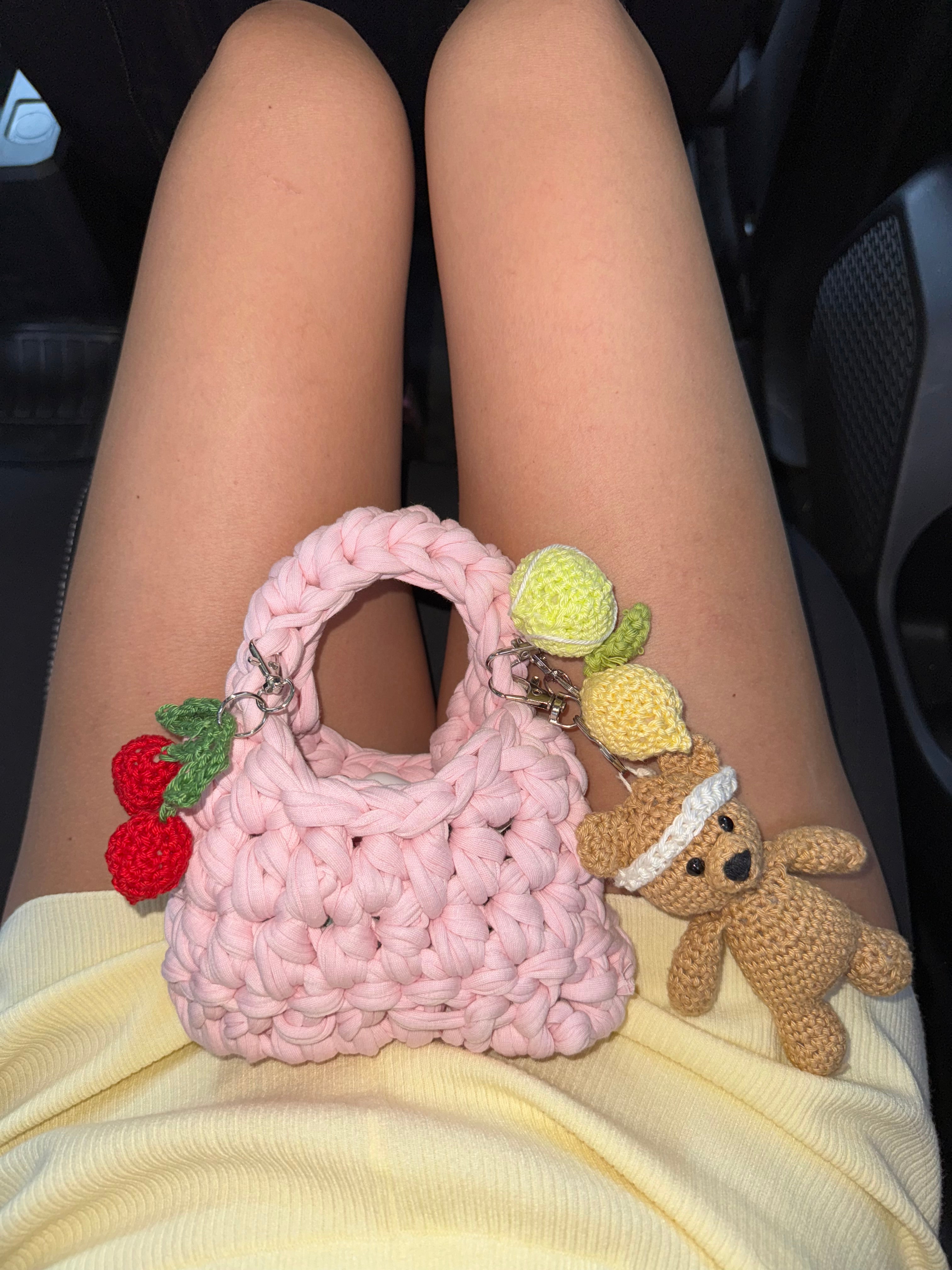 BARBIE - THE MINIEST MINI DOLL BAG