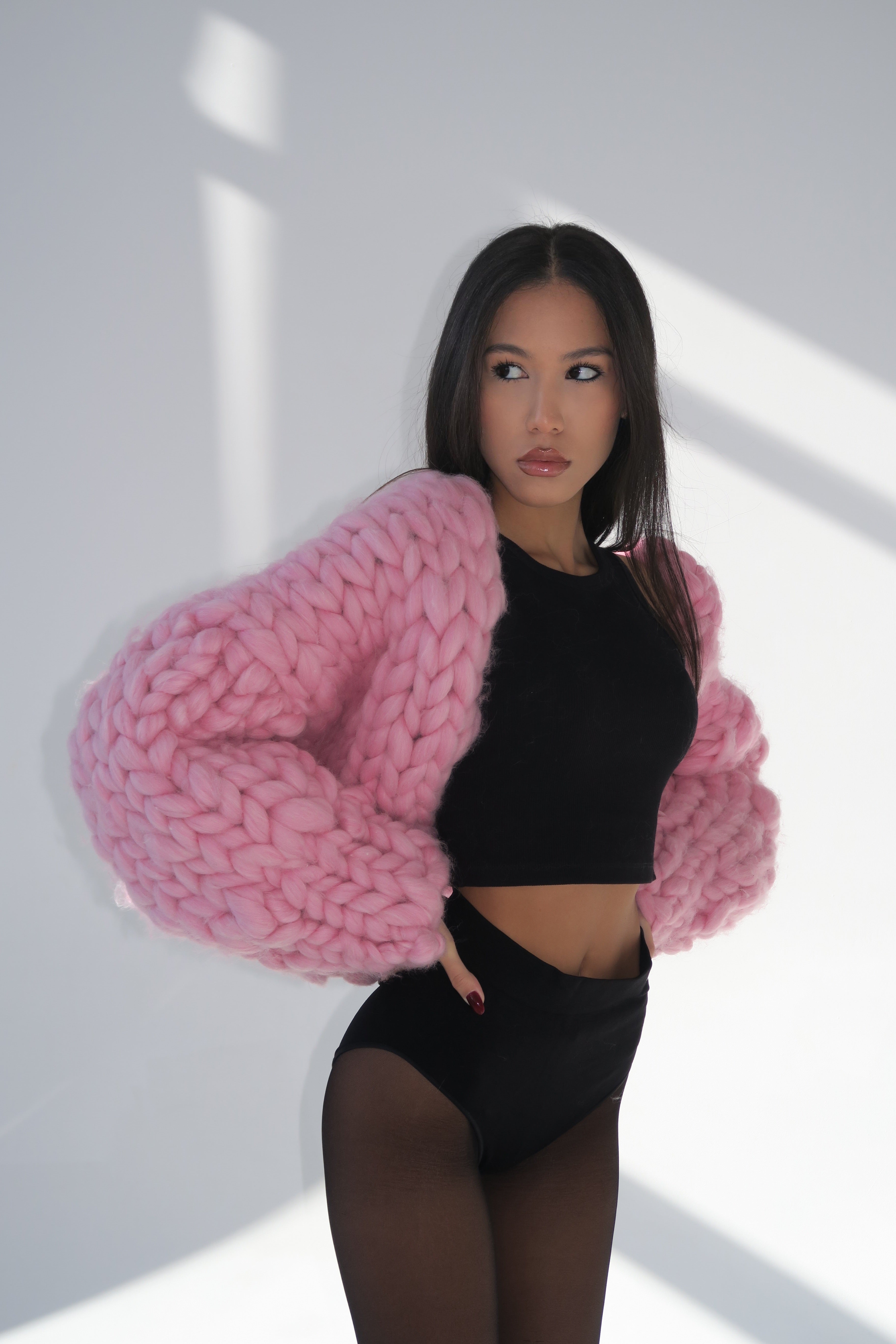 BOXY GIANT WOOL CARDIGAN