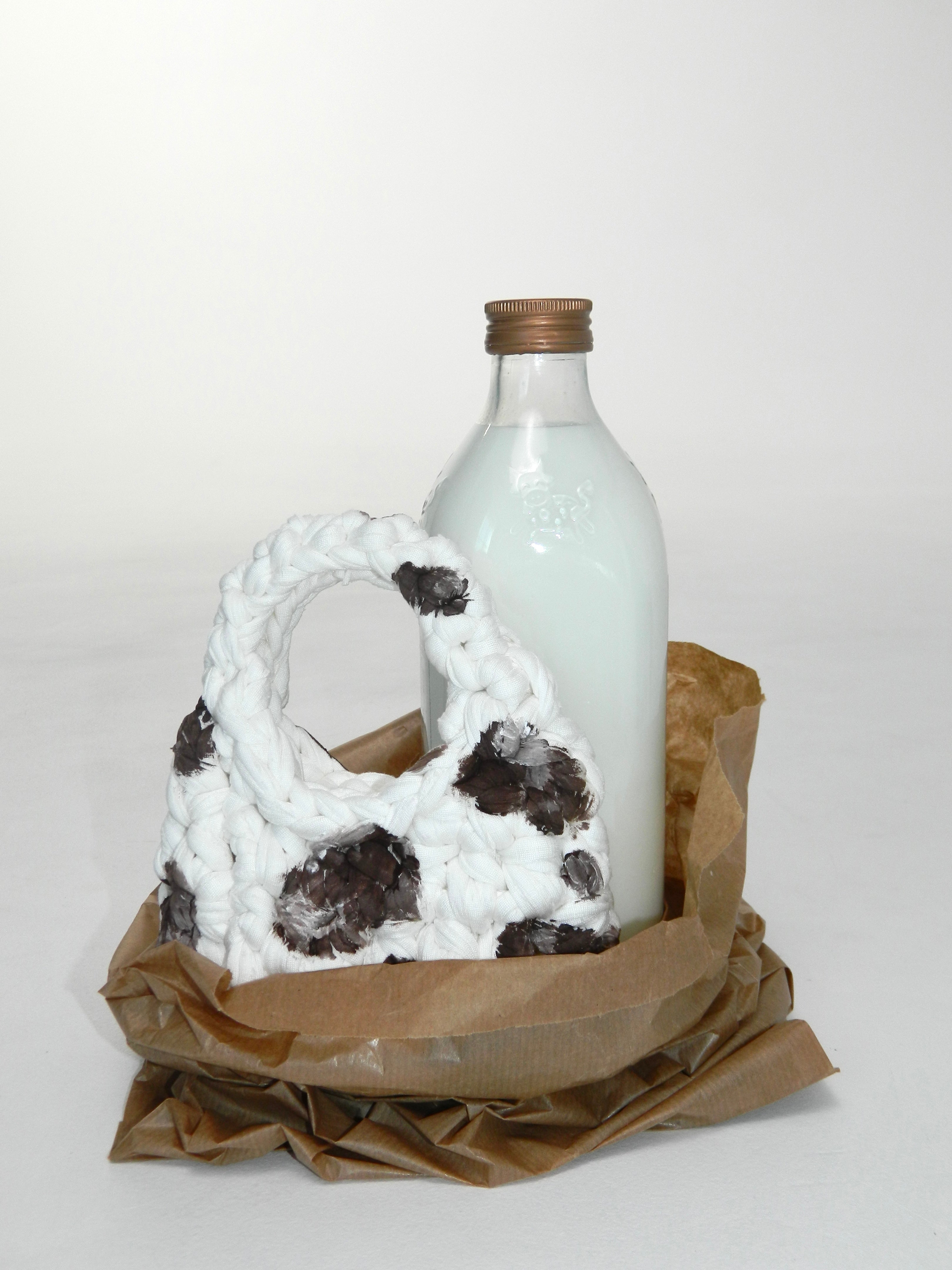 MOO - THE MINIEST MINI COW BAG