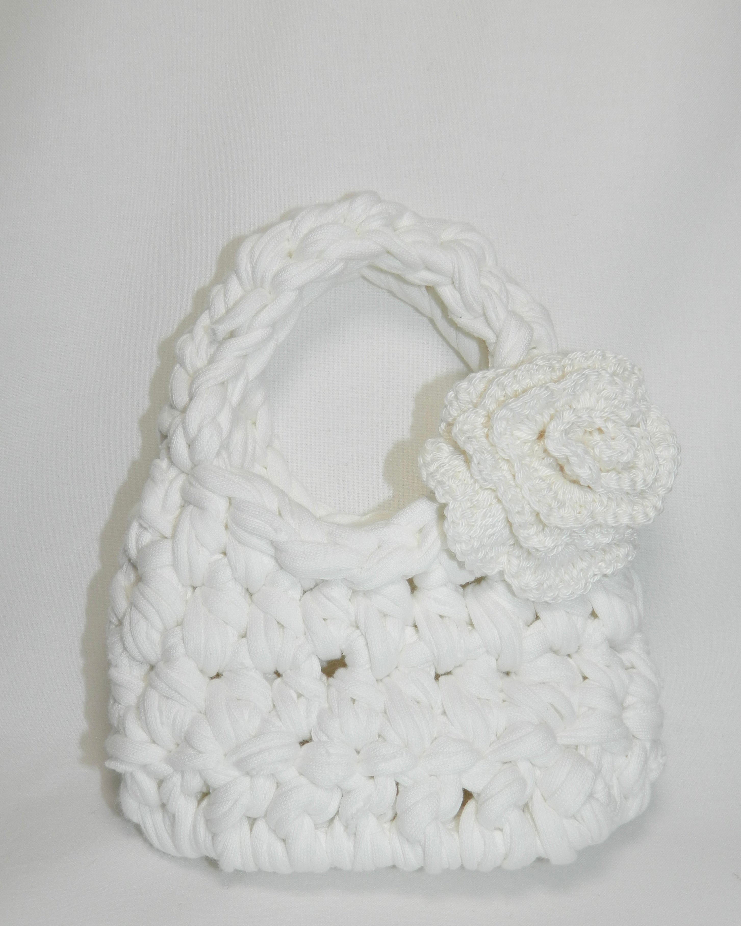 VANILLA ROSA - THE MINIEST MINI WHITE ROSE BAG